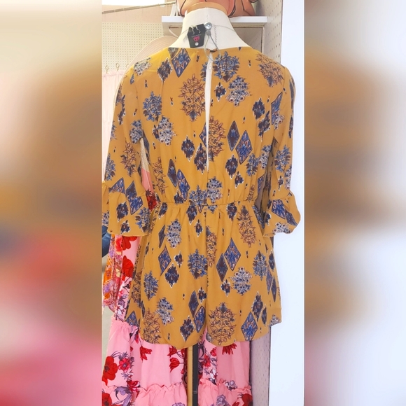 Romper - Picture 2 of 2